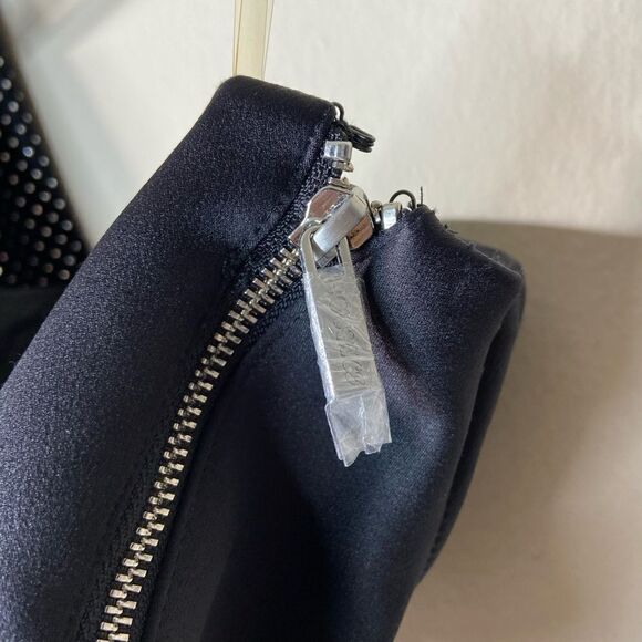 NWT House of CB Zenaida Black Crop Top Bustier Crystal One Shoulder Size S - Picture 11 of 12